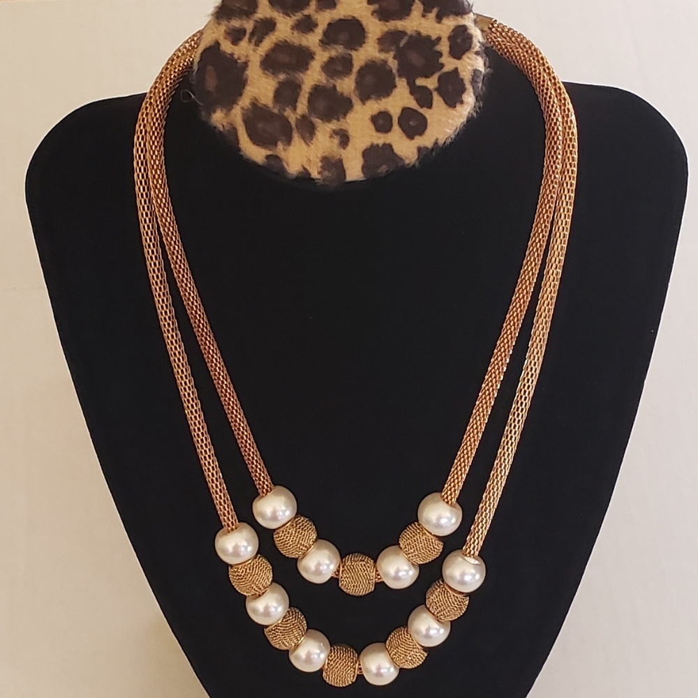 Gold Pearl bead Necklace